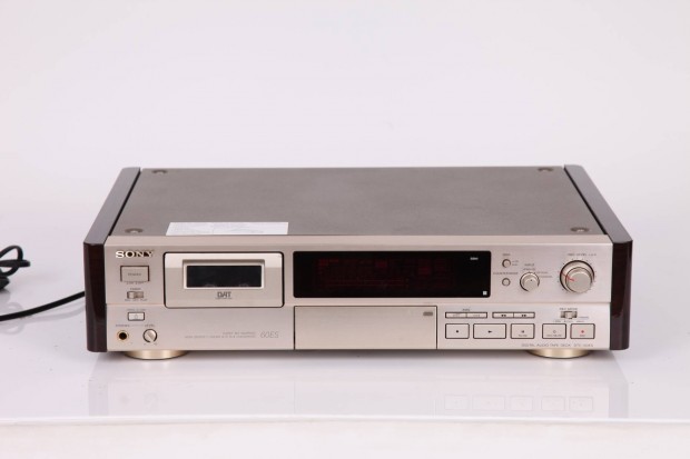 Keresek: Vsrolnk Sony DTC-Es 60Es DAT magn deck