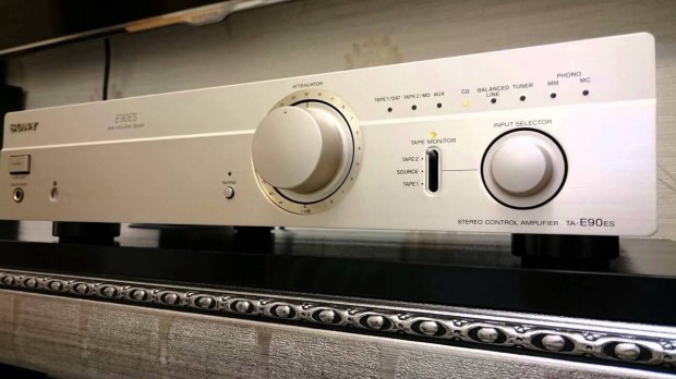 Keresek: Vásárolnék Sony TA-E90Es TA E90Es előfok elő erősítő