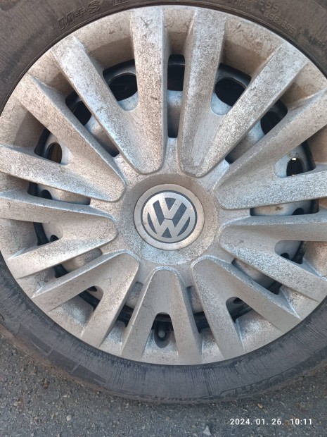 Keresek:  VW Caddy dsztrcsa 15 col 1 db