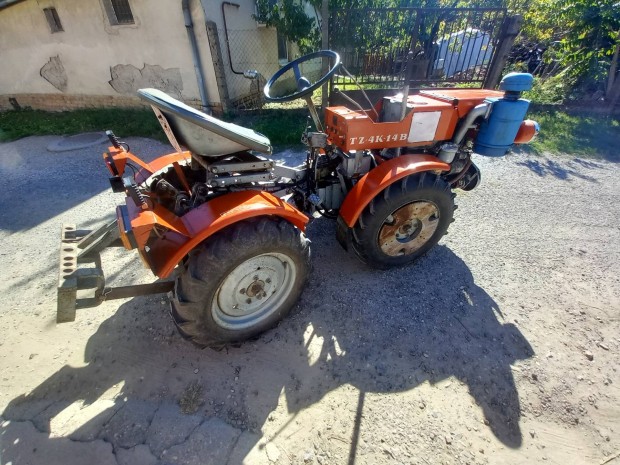 Keresek: kerti traktor tz4k mt8 mezőgazdasági gép munkagép