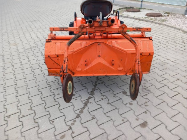 Keresek: kubota B5001 kistraktor kerti gép
