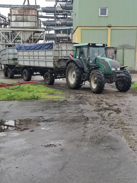 Keresek: mbp 9 tonnás magyar pótkocsi mtz zetor john deere után