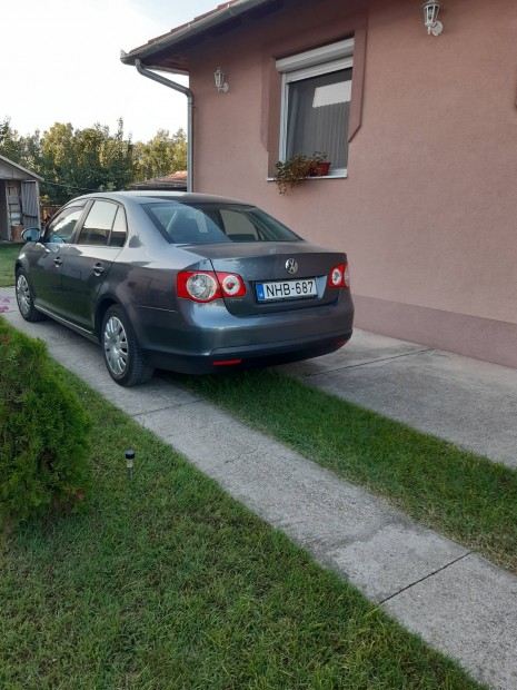 Keresek vw jetta csomagtartó  kábel  kötetet 2008 évj