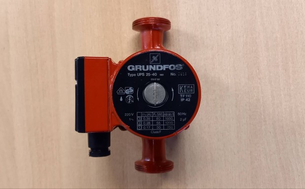 Keringet szivattyu Grundfos UPS 25-40 180 Eredeti! Felujitott!