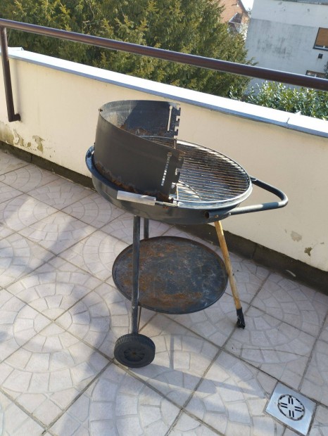 Kerti grill elad