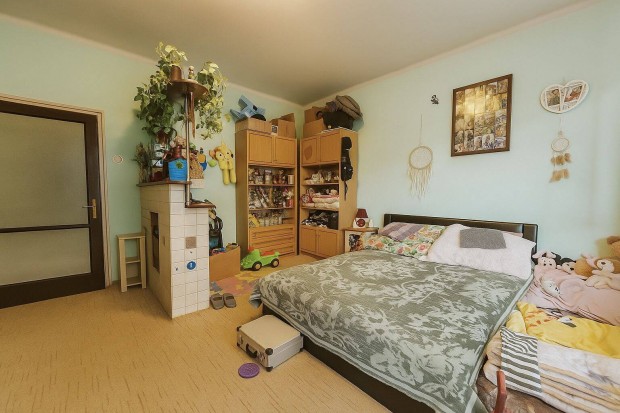 Kertv�rosi nyugalom erk�llyel ide�lis otthon Tatab�ny�n!