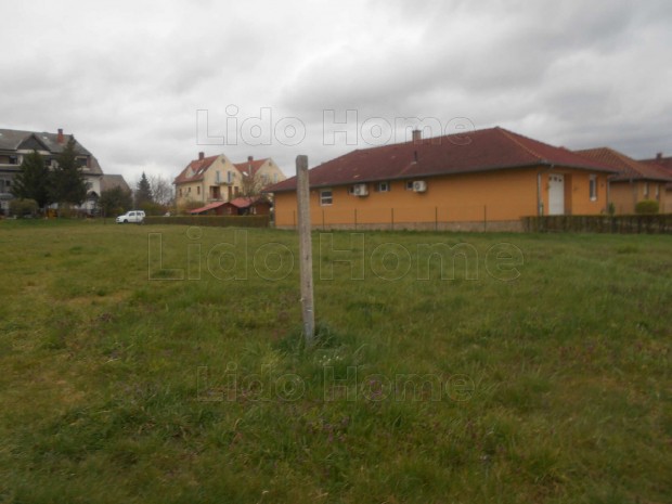 Kertv�rosi telek, otthon�nak szerezze meg!