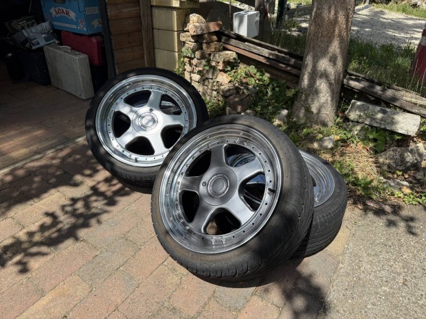 Keskin KT1 18x8.5J ET15-35 5x120 5x112 nyari garnitra 225/40