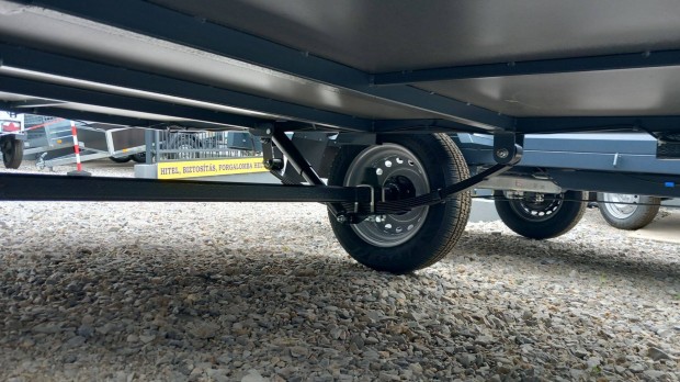 K�szletr�l 130x250x32 cm-es Vas, hegesztett, z�rtszelv�ny �j, Er�s