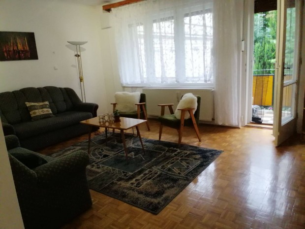 Keszthely Balatonpart Erzsbet kirlyn ton 1.emeleti 3 szobs laks