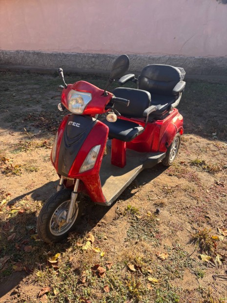 Két személyes elektromos motor !