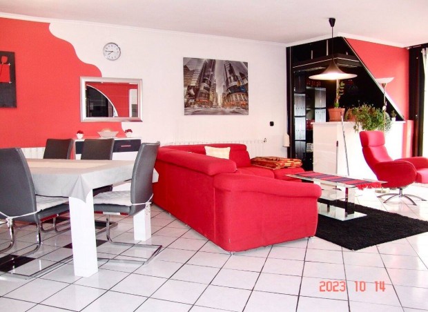 K�tgener�ci�s, k�tlak�sos otthon Sopronban �n�ll� lak�sok