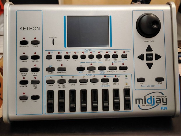 Ketron Midjay Plus szintetiztor-midi player