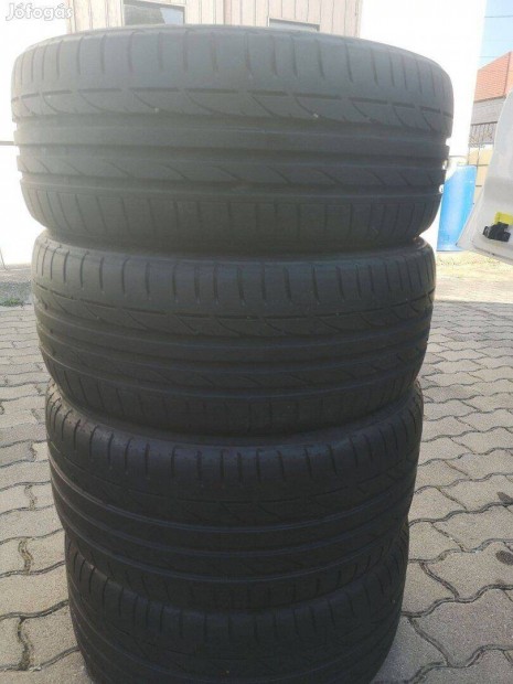 Kétszéles 19colos 225/40 255/35 R19