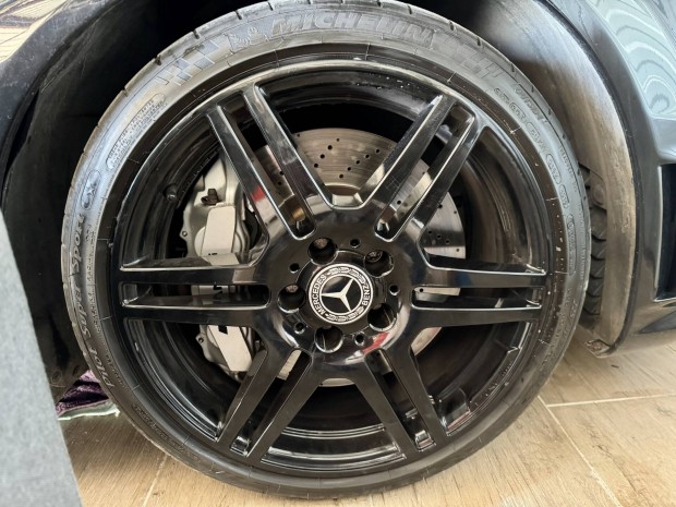 Kétszéles Mercedes AMG 5x112 66.6 18' alufelni Michelin