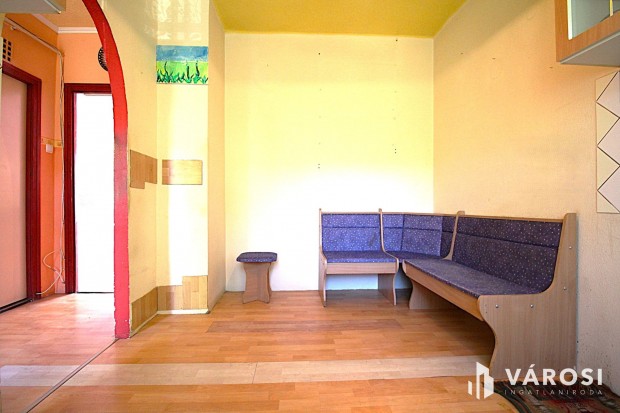 K�tszob�s salg�tarj�ni lak�s