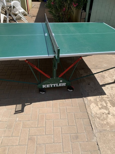 Kettler kültéri pingpong asztal