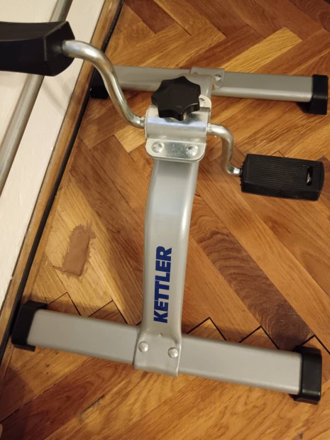 Kettler láb tréner újszerű állapotban eladó.