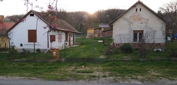 Kettő az egyben, két ház egy telken