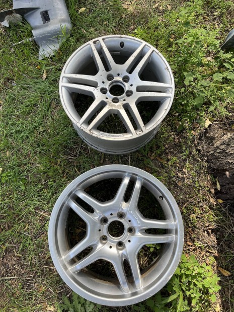 Kettő darab Mercedes amg felni alufelni