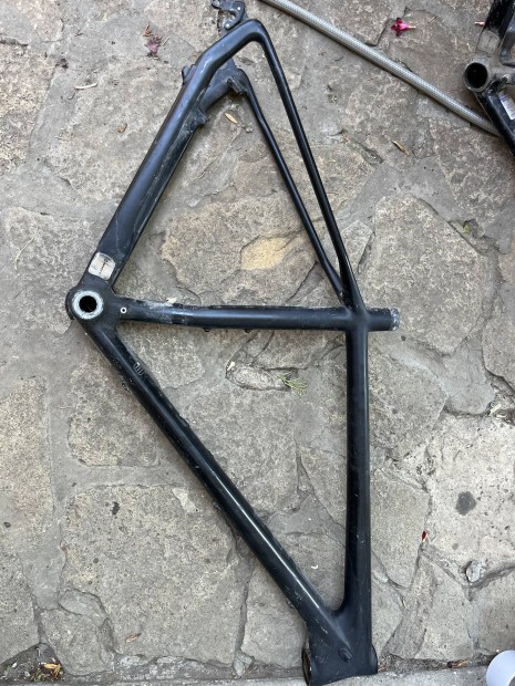 Kettő darab hibás Scott karbon mtb váz bicikli