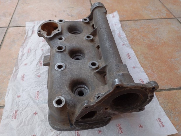 K�t�tem� Wartburg 312/353, Barkas B1000 hengerfej