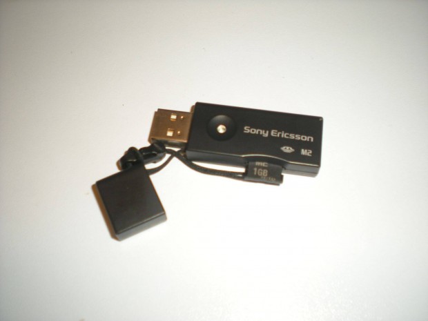 Keveset hasznlt Sony Ericsson CCR-60 Micro M2 USB krtyaolvas