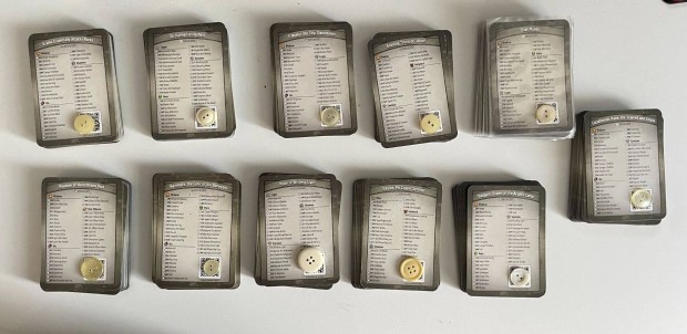 Keyforge kártyák - társasjáték