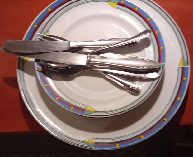 Kezdő étkészlet 2 szem kompletten kanál- kés- villa