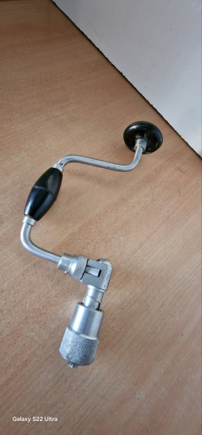 Kézi fúró mechanikus