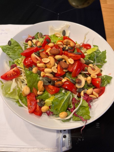 K�zil�ny, feh�r mosogat�