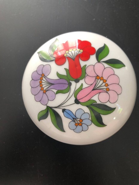 Kzzel festett kalocsai mints porceln bonbonier