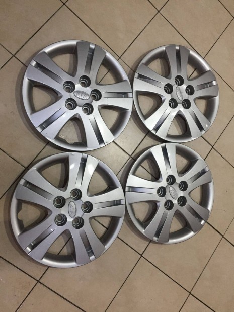 Kia 16"coll gyri dsztrcsa