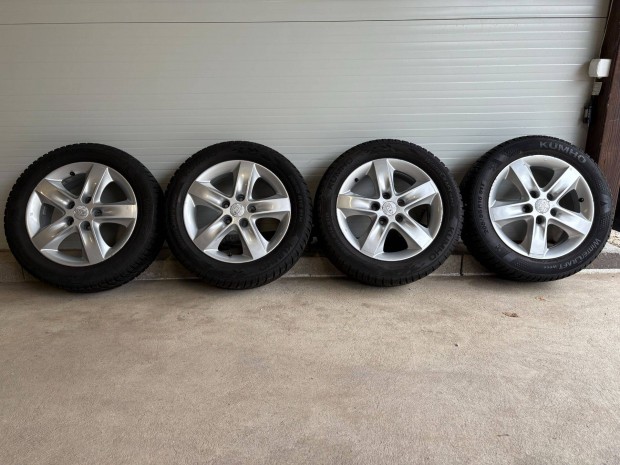 Kia 5x114.3 16" alufelnik téli gumikkal olcsón