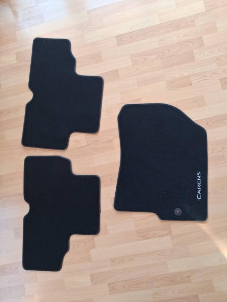 Kia Carens IV sz�nyeg