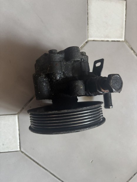 Kia Carens, Hyundai Sonata szervszivatty 571003K200