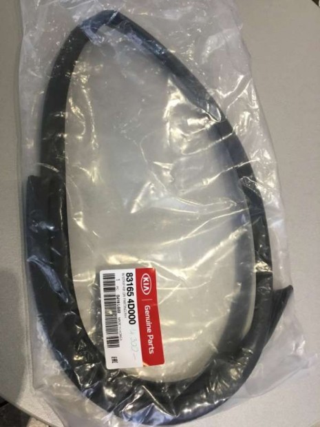 Kia Carnival VQ jobb tolajt szigetel gumi 831654D000