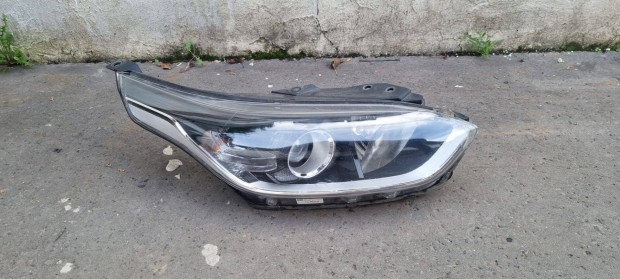 Kia Ceed 2018- Jobb els fnyszr 92102J7050