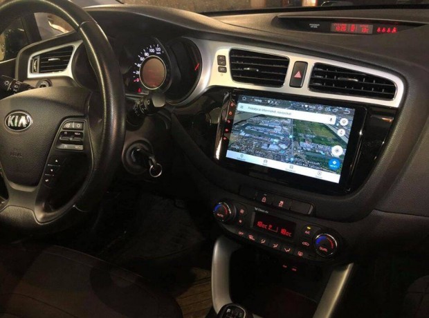 Kia Ceed Carplay Android Multimdia GPS Rdi Tolatkamerval