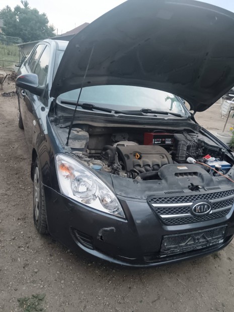 Kia Ceed Cee'd motor