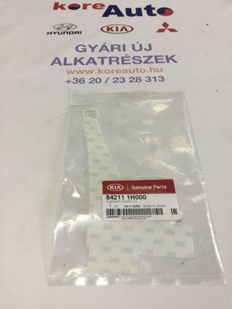 Kia Ceed ED bal h�ts� s�rv�d� f�lia 842111H000