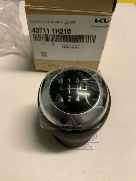 Kia Ceed ED b�r v�lt�gomb 437111H210