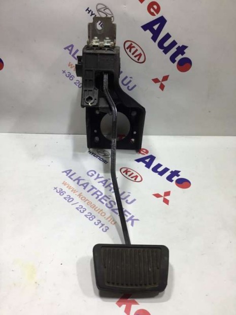 Kia Ceed ED fékpedál automata 328001H410-BON
