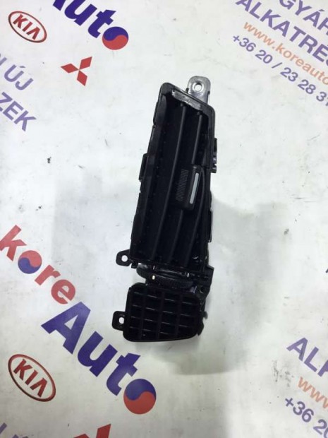 Kia Ceed ED műszerfal szellőzőrács bal közép 974101H000-BON