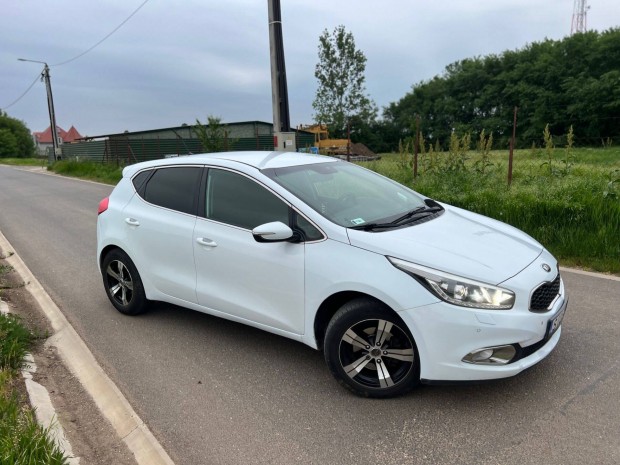 Kia Ceed EX 1.6 Diesel