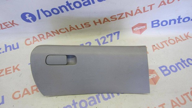 Kia Ceed Eladó gyári, bontott kesztyűtartó zárral