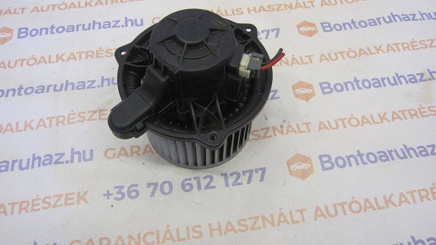 Kia Ceed Eladó gyári, bontott utastér fűtőmotor , ventilátor