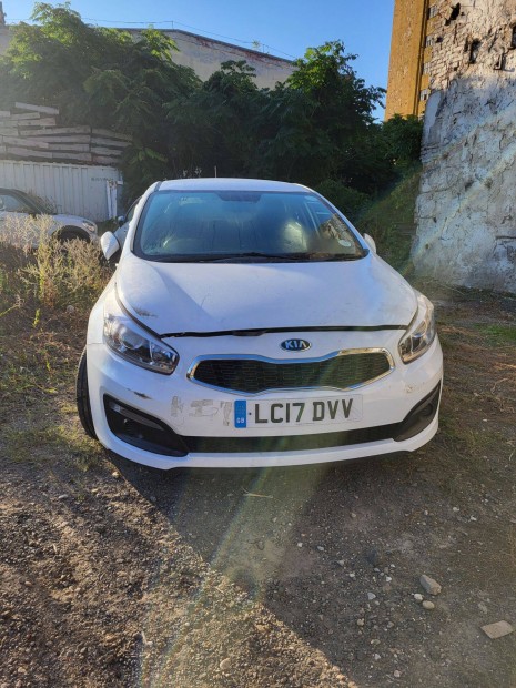 Kia Ceed JD 2 II 2015- motorháztető, első lökhárító, homlokfal