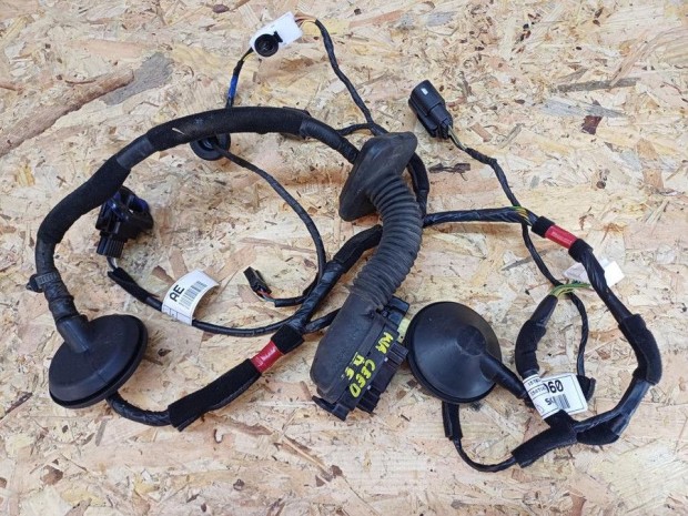 Kia Ceed JD (2012-2018) Bal Els� Ajt� K�belk�teg