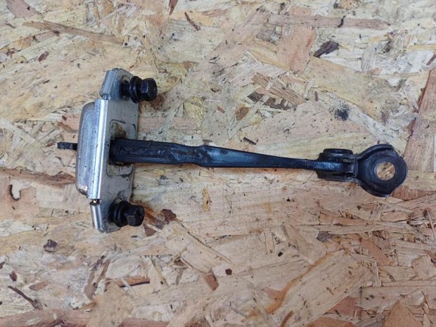 Kia Ceed JD (2012-2018) Bal H�ts� Ajt� Hat�rol�